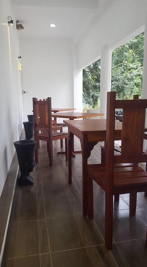 Asharo Sigiriya Villa Экстерьер фото